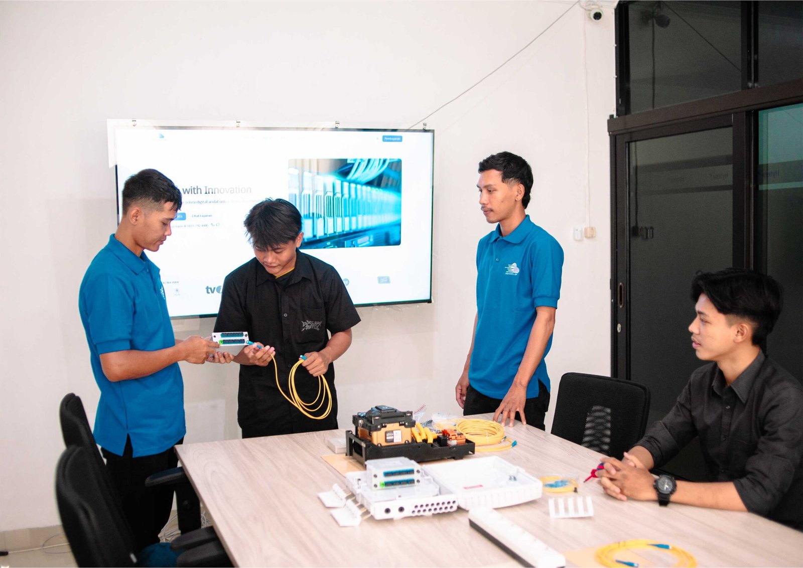 Internet Stabil untuk Keluarga Digital Modern - Broadband Internet Rumahan Unlimited Tanpa FUP