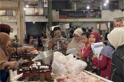 Pengawasan Bahan Pangan Segar Pastikan Daging yang Dijual Aman Dikonsumsi Masyarakat